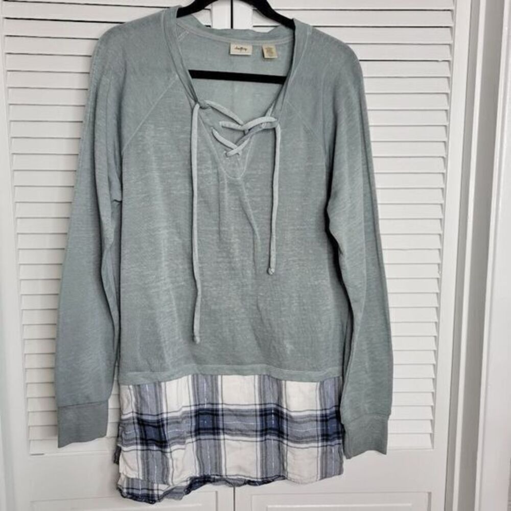 Daytrip LIghtweight‎ Knit Top Medium Green Blue Plaid  Lace-up Neckline
